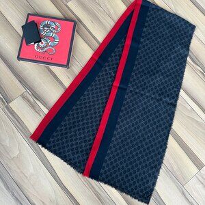 Gucci GG Supreme Scarf Authentic